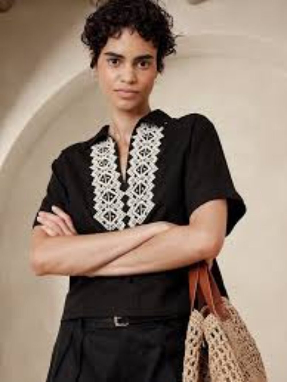 Banana Republic Black Embroidered V-Neck Blouse Linen Blend